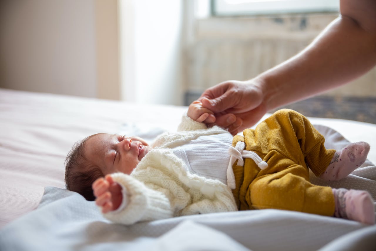 5 Cara Mengobati Bayi Pilek Ternyata Tak Sesulit yang Dibayangkan