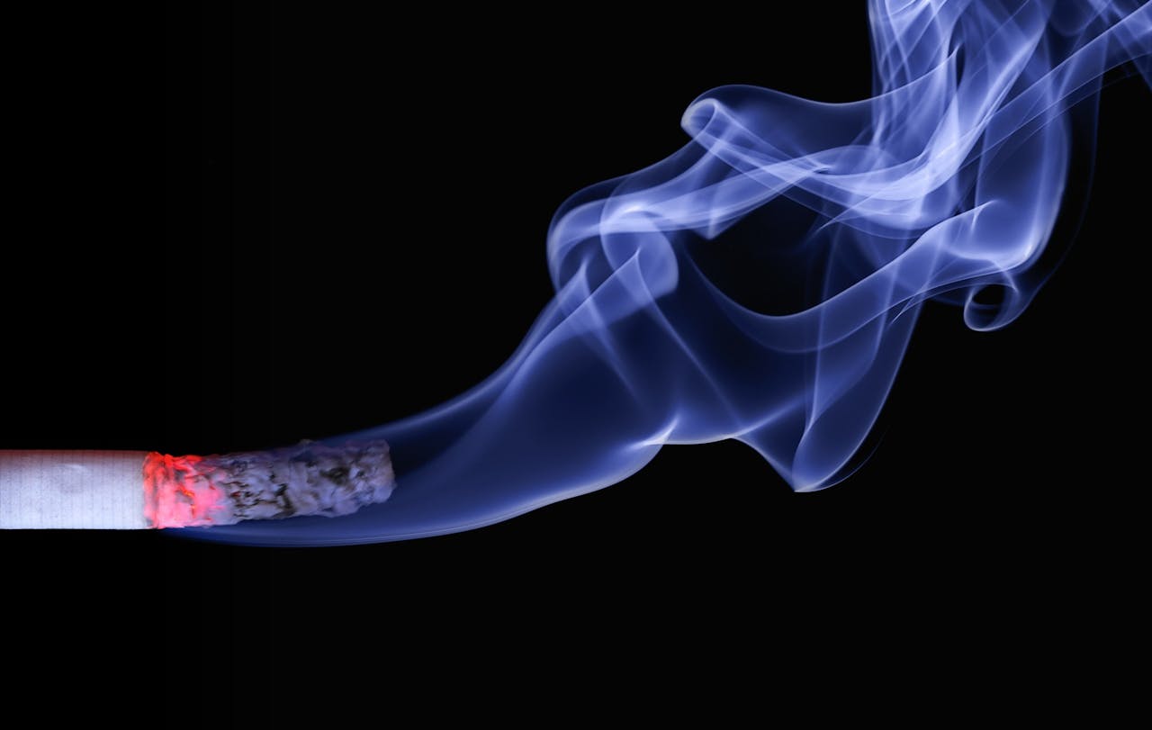 8 Bahaya Rokok Bagi Kesehatan Untuk Perokok Aktif Maupun Pasif